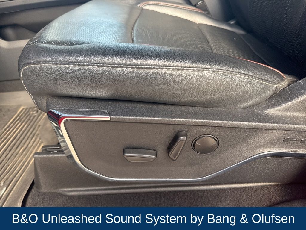 2023 Ford F-350 Super Duty LARIAT