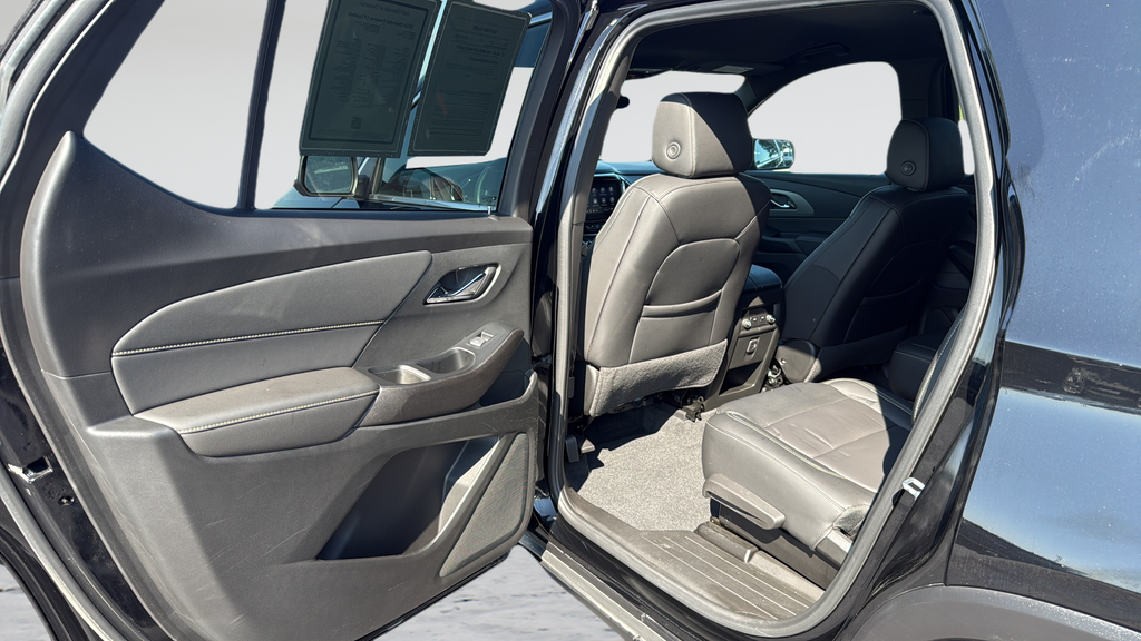 Used 2023 Chevrolet Traverse SUV