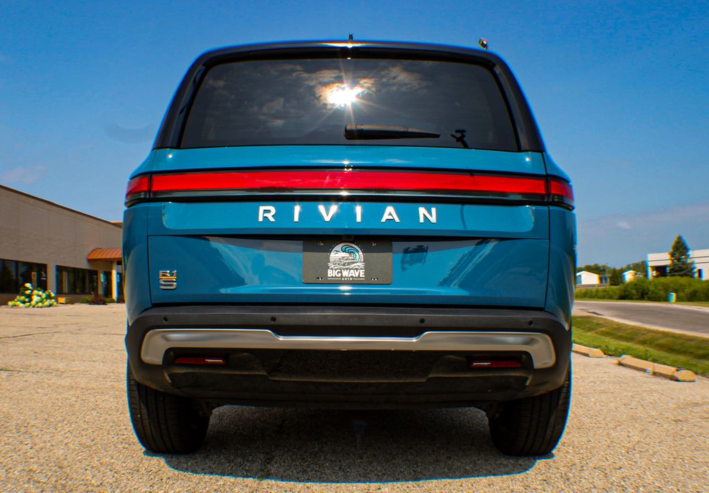 Exterior 5
