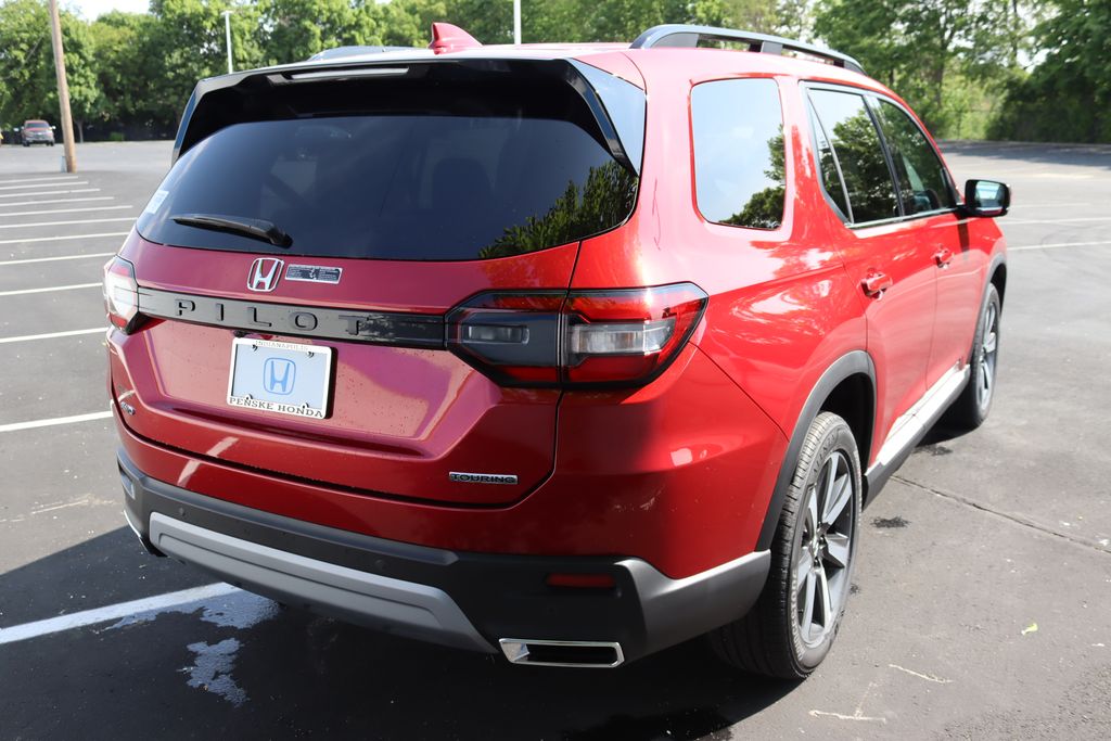 2025 Honda Pilot Touring 5