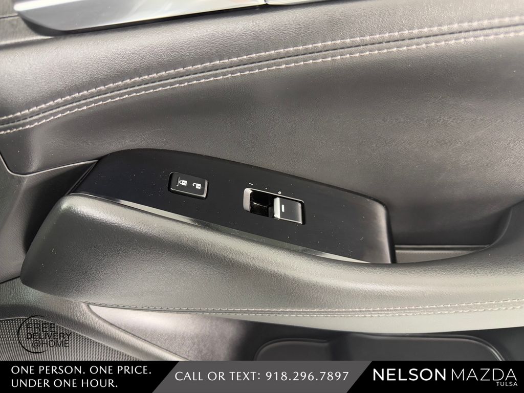 Used 2018 Silver Mazda Touring image 47