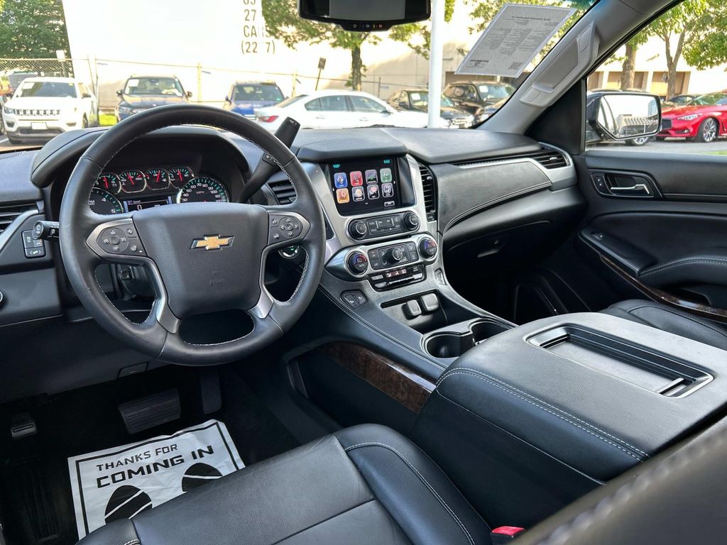 Thumbnail: 2018 Chevrolet Suburban - 8
