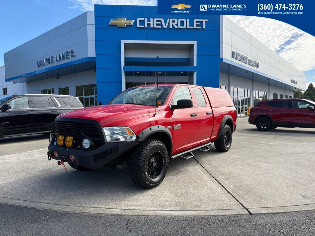 Flame Red Clearcoat 2016 RAM 1500 Pickup Truck Four-Wheel Drive 8-Speed Automatic