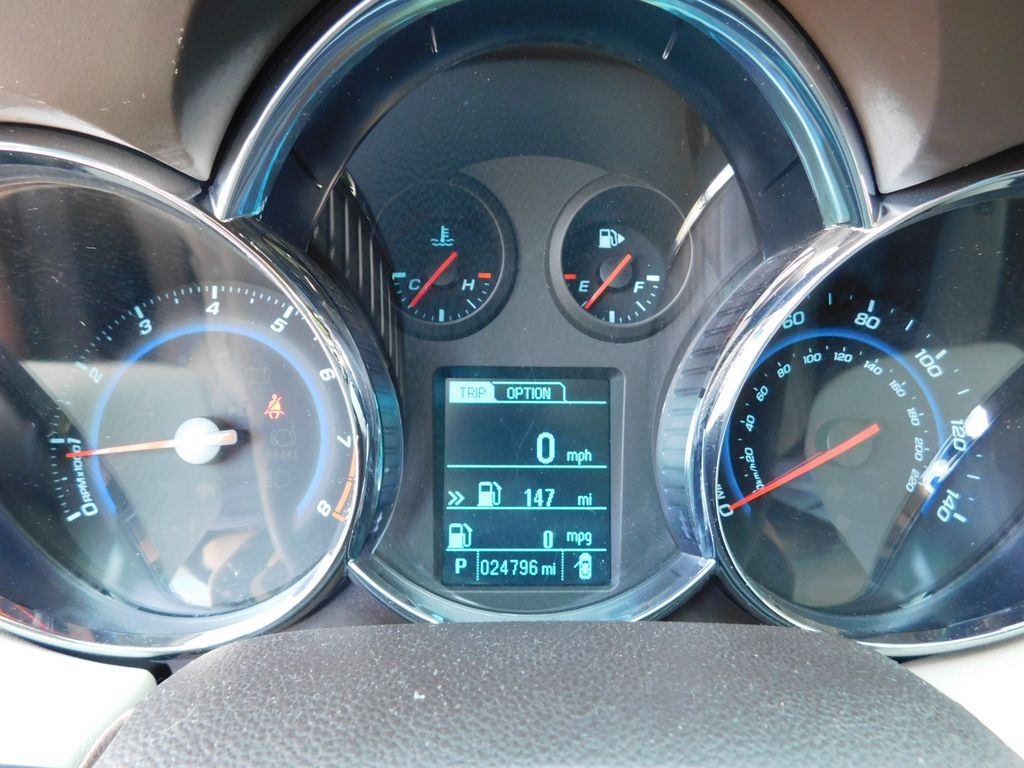 Thumbnail: 2013 Chevrolet Cruze - 11