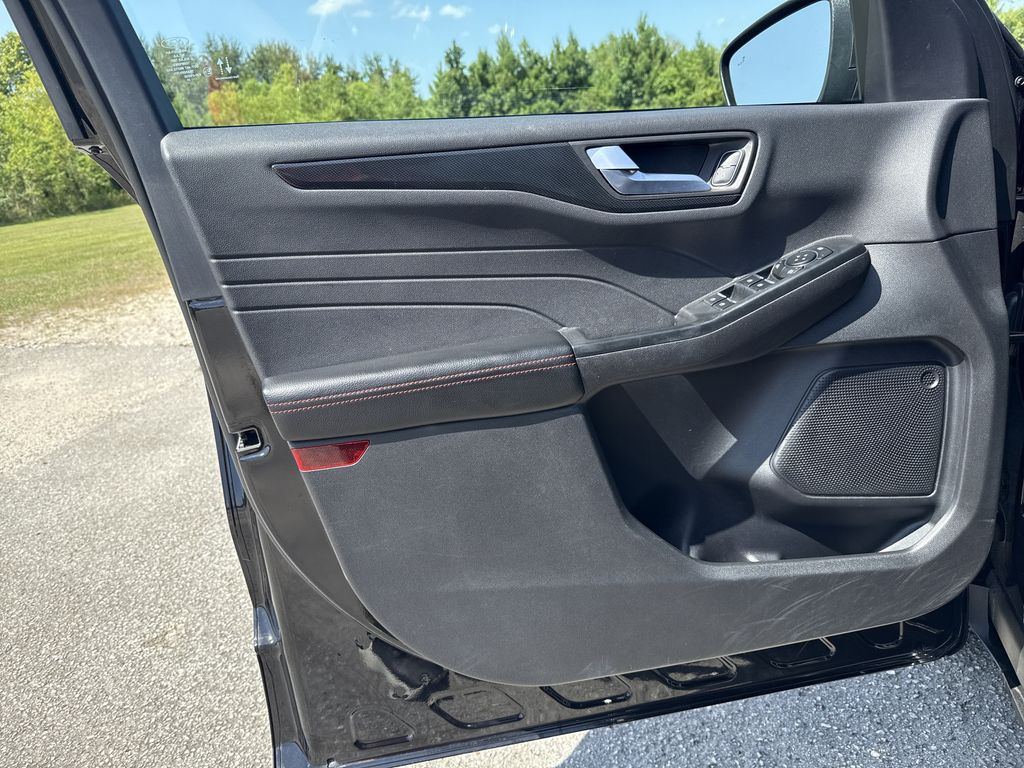 2025 Ford Escape ST-Line Black at AutoSavvy Houston Southwest