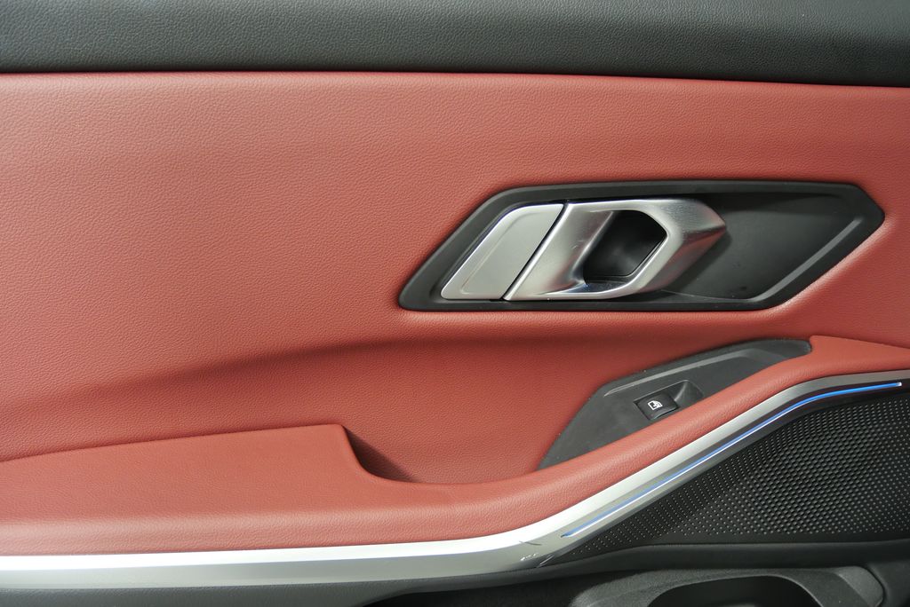 2023 BMW 3 Series 330i 14