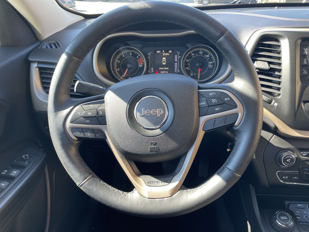 Used 2017 Jeep Cherokee SUV