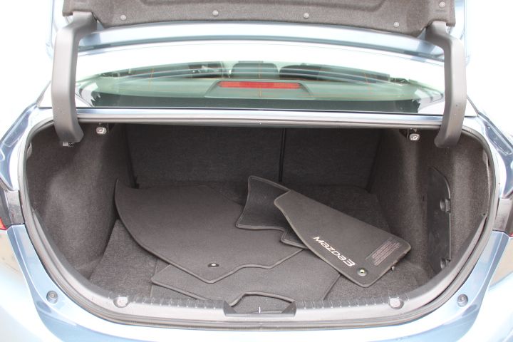 Used Car 2016 Mazda Mazda3  I Sport For Sale Under $15,000 In Georgetown, Texas