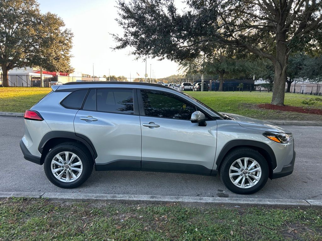 Thumbnail: 2023 Toyota Corolla Cross - 6