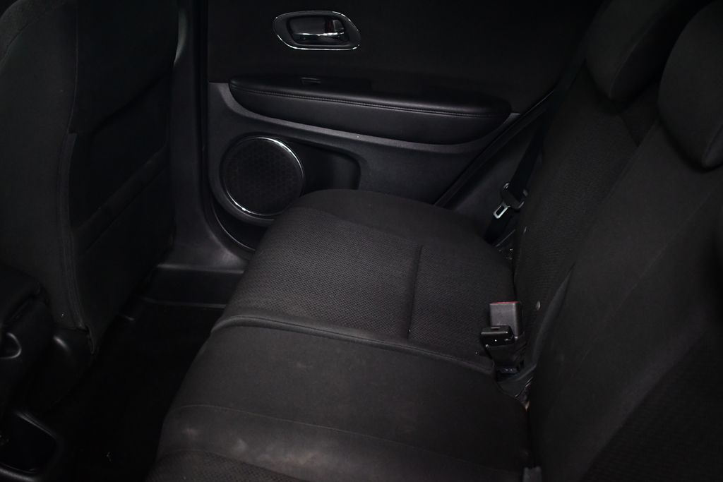 Thumbnail: 2016 Honda HR-V - 28