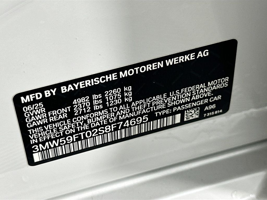 Thumbnail: 2025 BMW 3 Series - 24