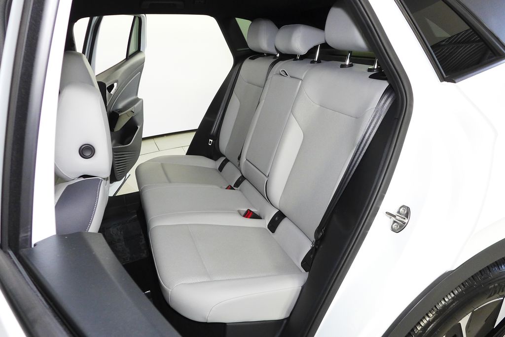 Thumbnail: 2021 Volkswagen ID.4 - 21