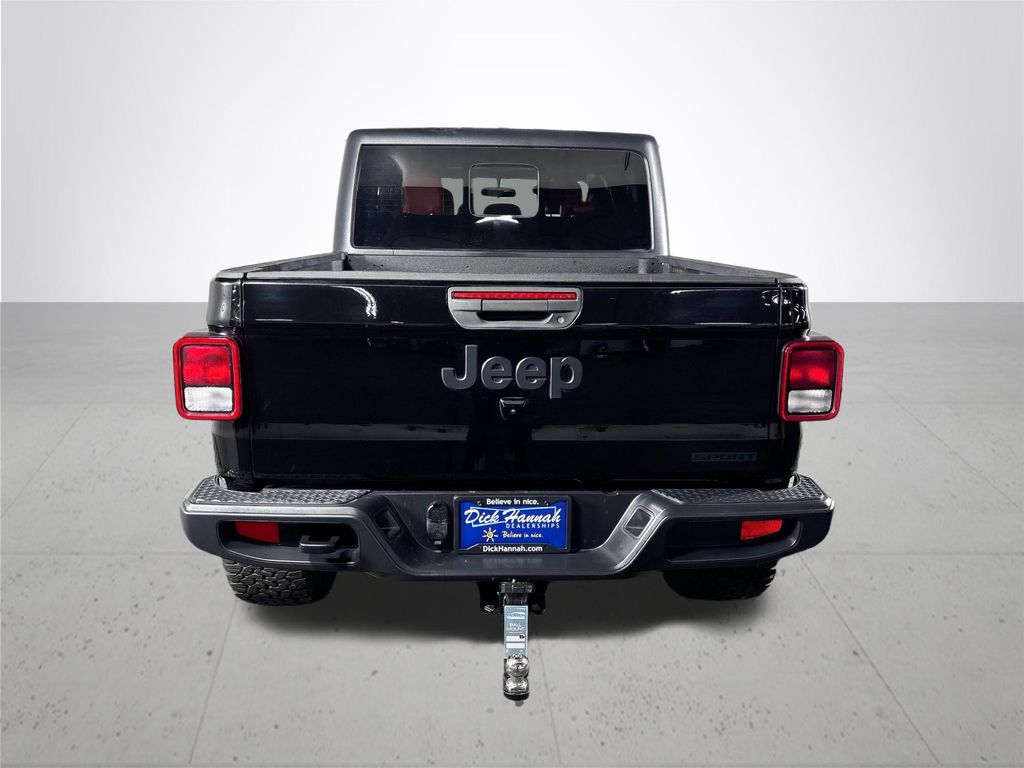 2020 Jeep Gladiator Sport