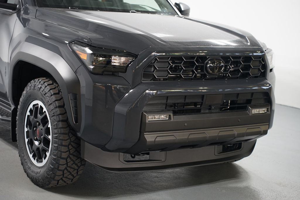 Thumbnail: 2025 Toyota 4Runner - 4