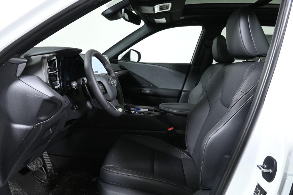 Thumbnail: 2026 Lexus TX - 3