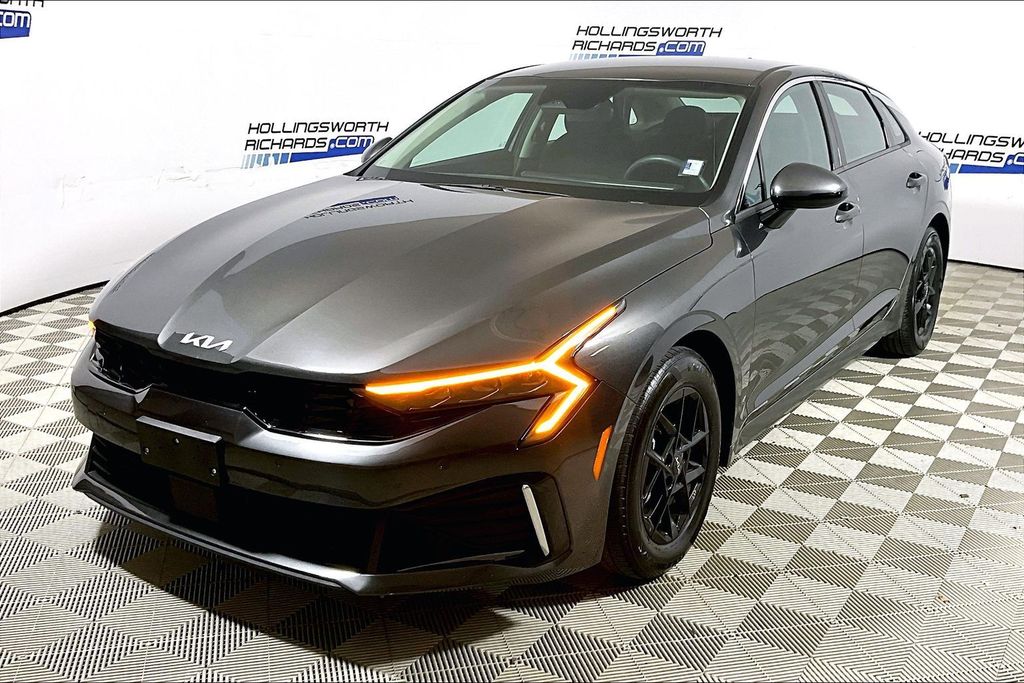  2025 Kia K5 LXS FWD   