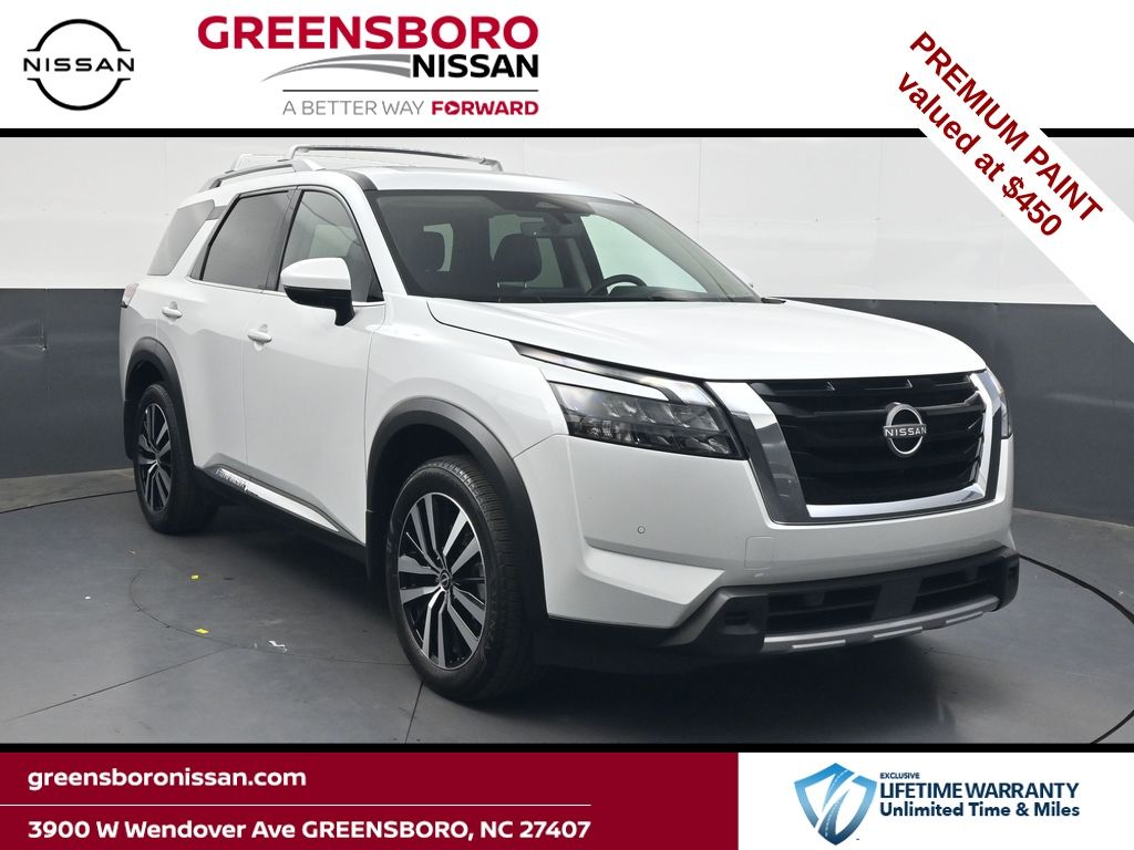 Everest White Pearl Tricoat 2025 Nissan Pathfinder SUV / Crossover Front-Wheel Drive 9-Speed Automatic