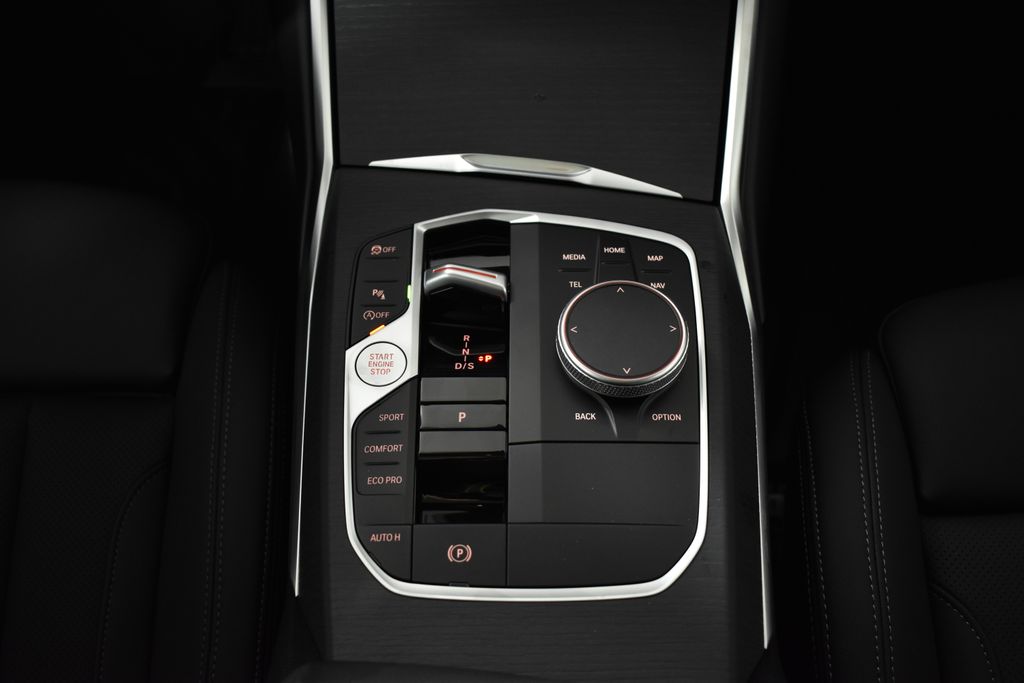 Thumbnail: 2026 BMW 4 Series - 25