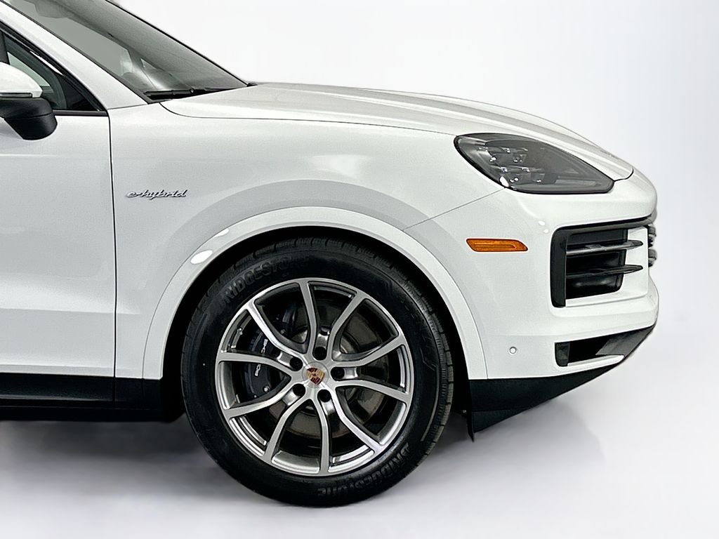 Thumbnail: 2026 Porsche Cayenne - 11