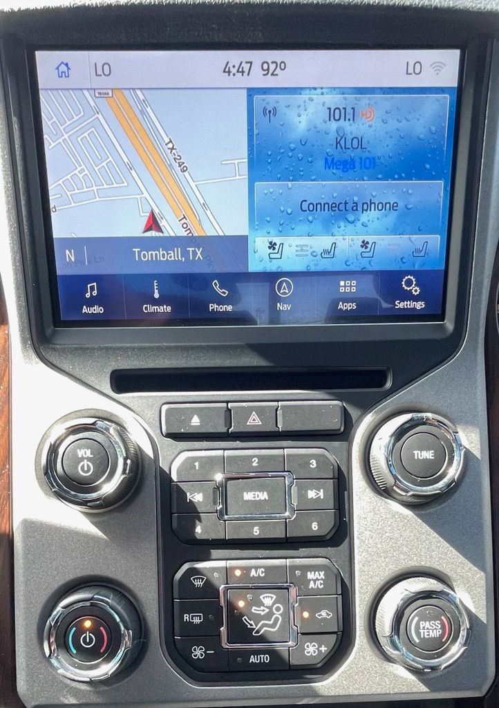 2015 Ford F-250SD Lariat Black at Autostrade