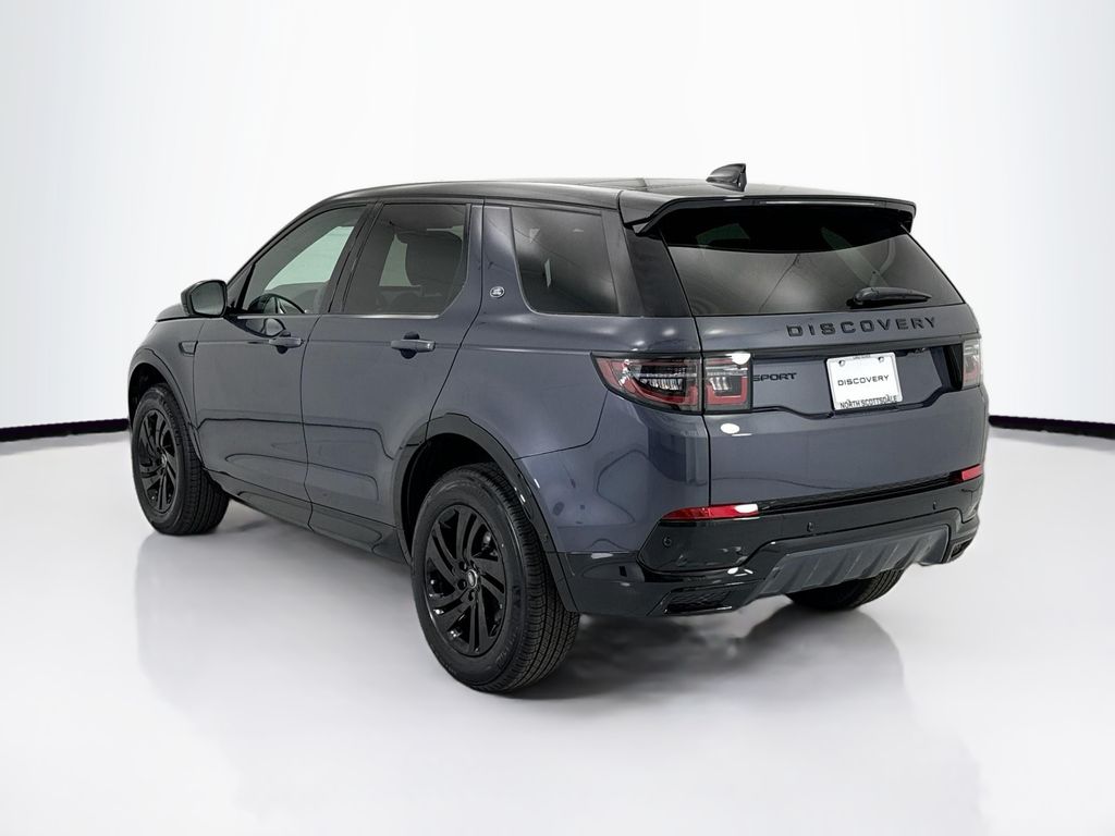 Thumbnail: 2026 Land Rover Discovery Sport - 7