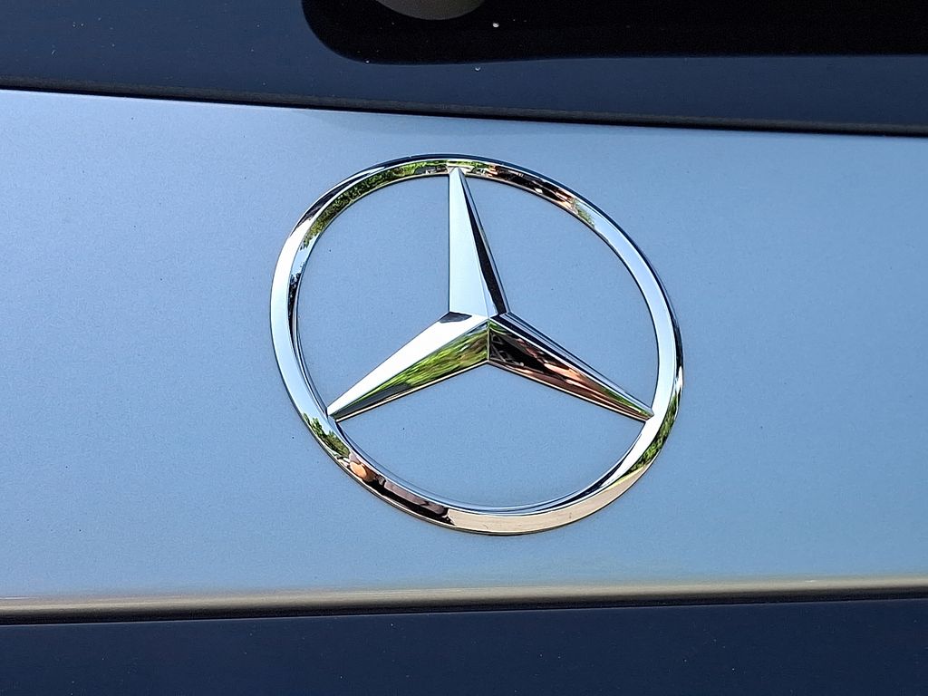 Thumbnail: 2026 Mercedes-Benz GLC - 32