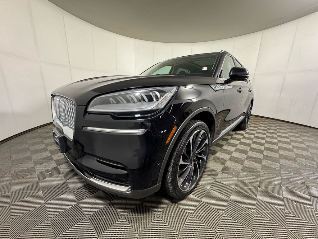Infinite Black Metallic Clearcoat 2022 Lincoln Aviator Reserve AWD SUV / Crossover All-Wheel Drive Automatic