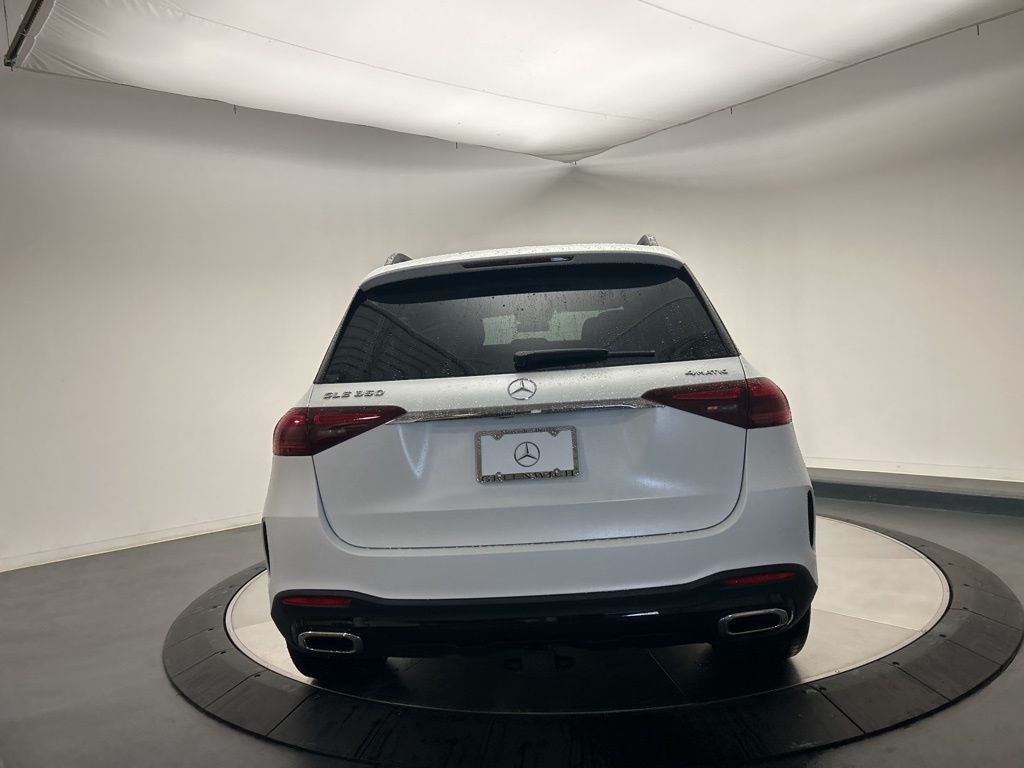 Thumbnail: 2026 Mercedes-Benz GLE - 6