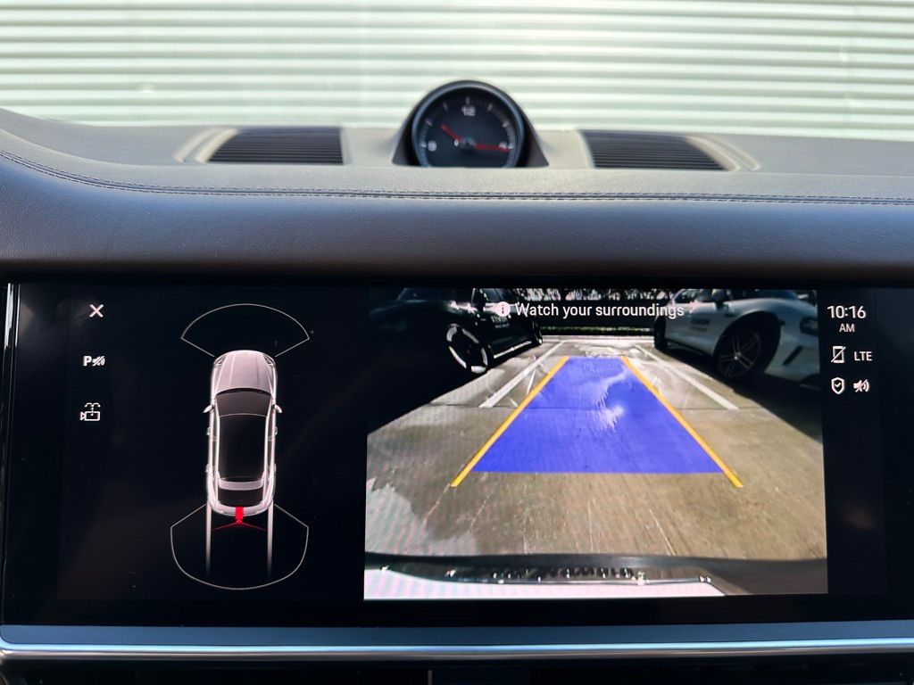 Thumbnail: 2023 Porsche  - 32