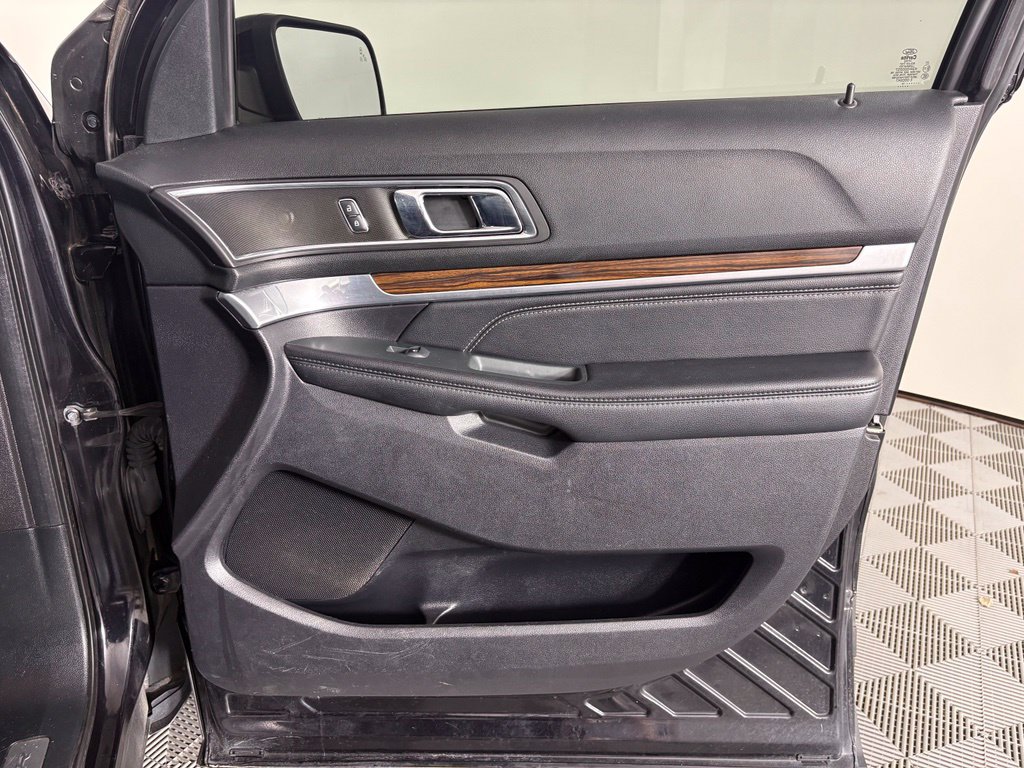 2019 Ford Explorer #35