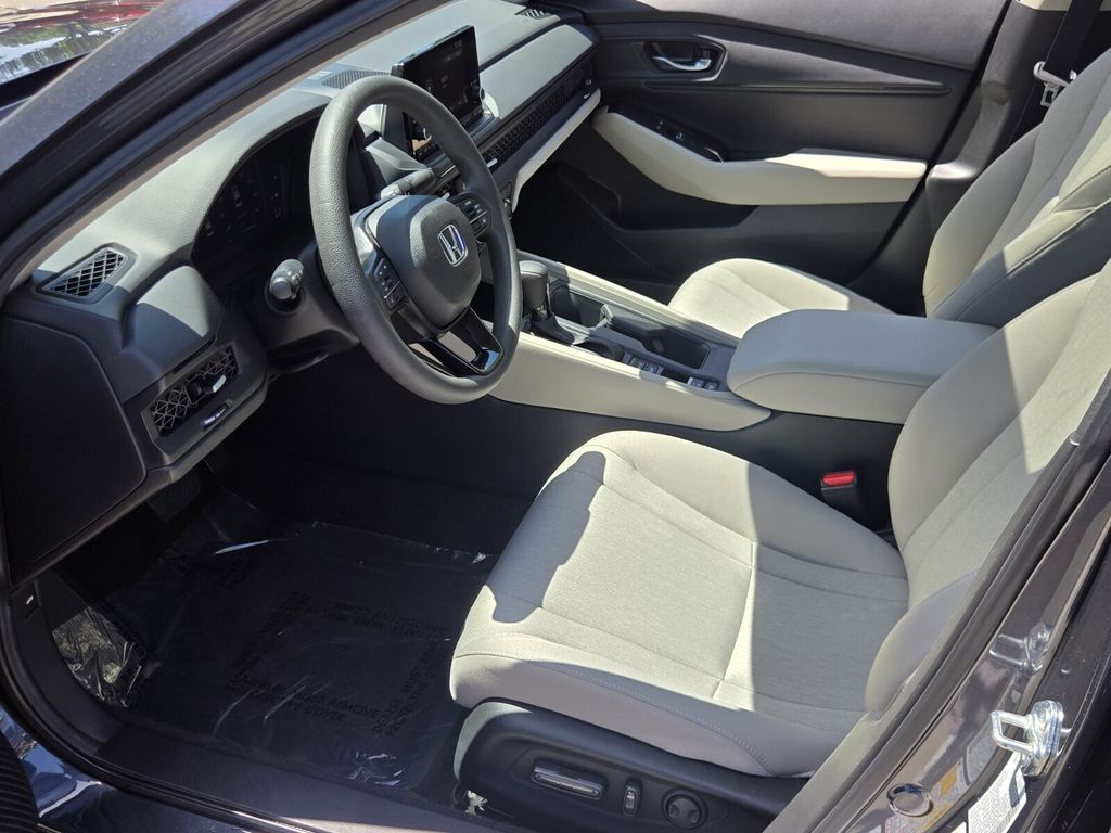 2025 Honda Accord - $26,998