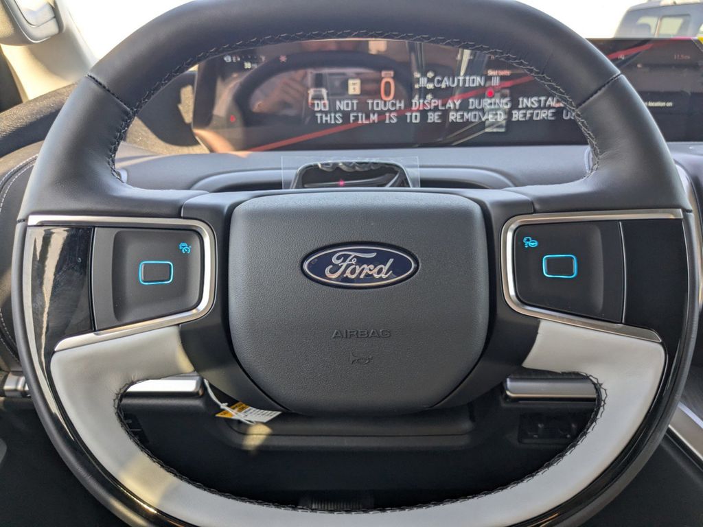 2025 Ford Expedition Platinum MAX