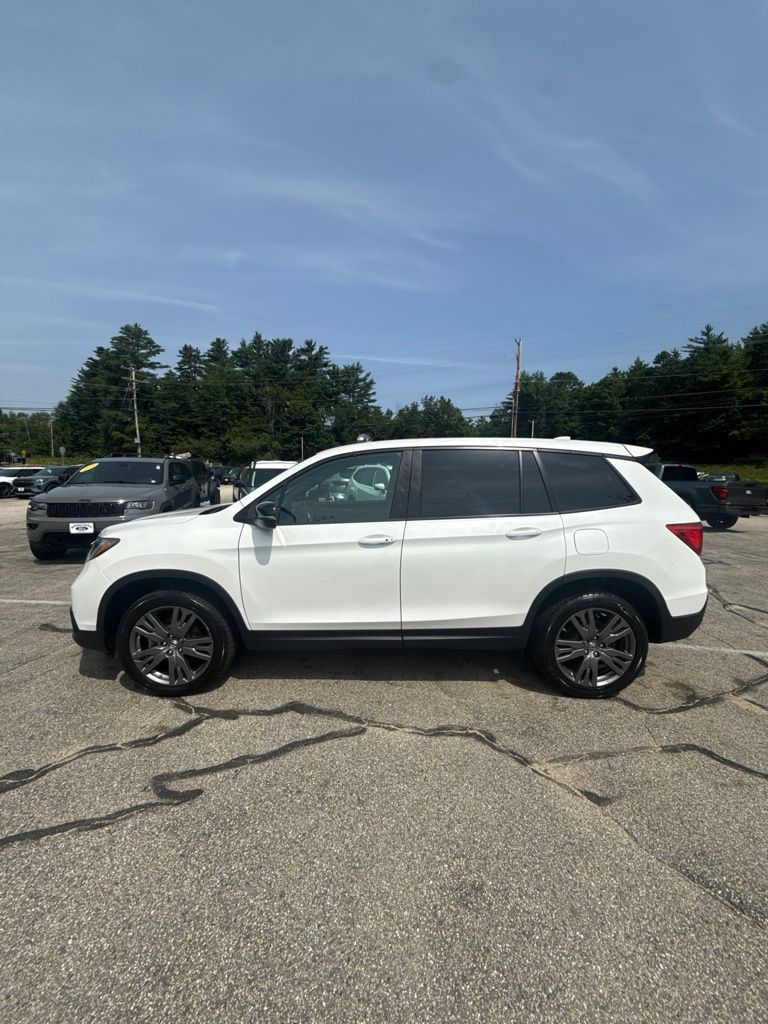 View vehicle photo 5