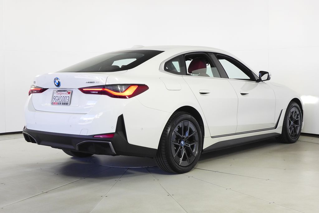 Thumbnail: 2023 BMW i4 - 7