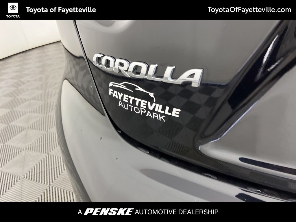 Thumbnail: 2023 Toyota Corolla - 3