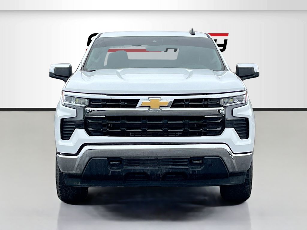 Used 2025 White Chevrolet LT image 2