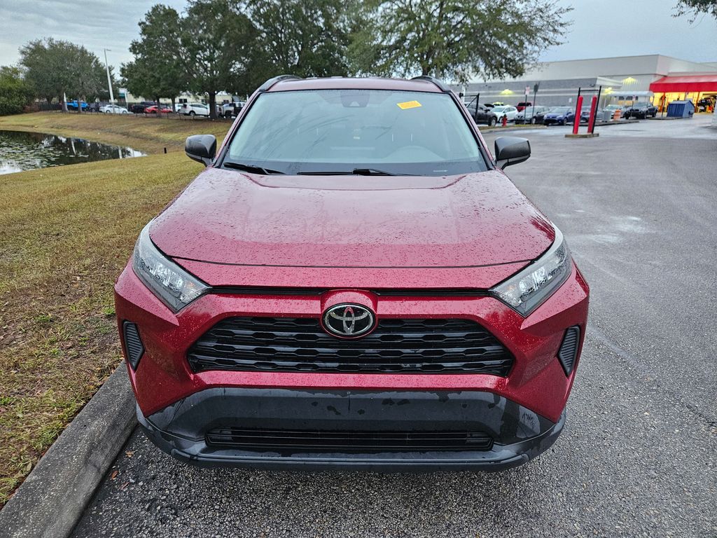 2021 Toyota RAV4 LE 8