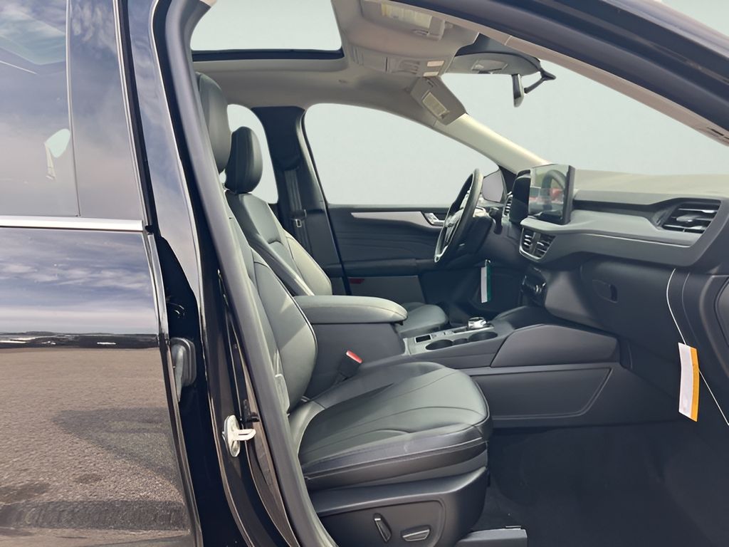 2026 Ford Escape Hybrid