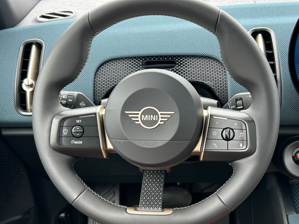 Thumbnail: 2027 MINI Cooper Countryman - 18