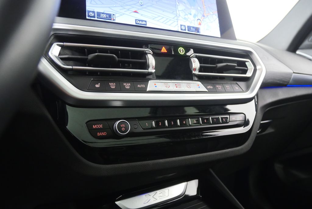 Thumbnail: 2024 BMW X3 - 24