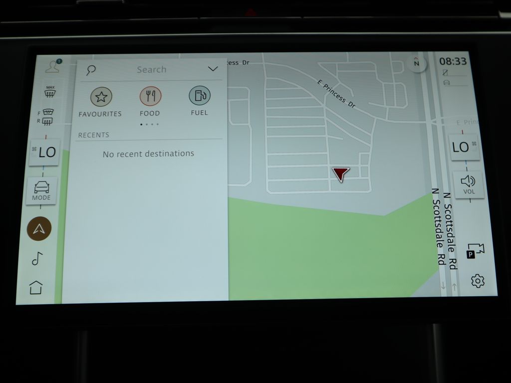 Thumbnail: 2026 Land Rover Range Rover - 15