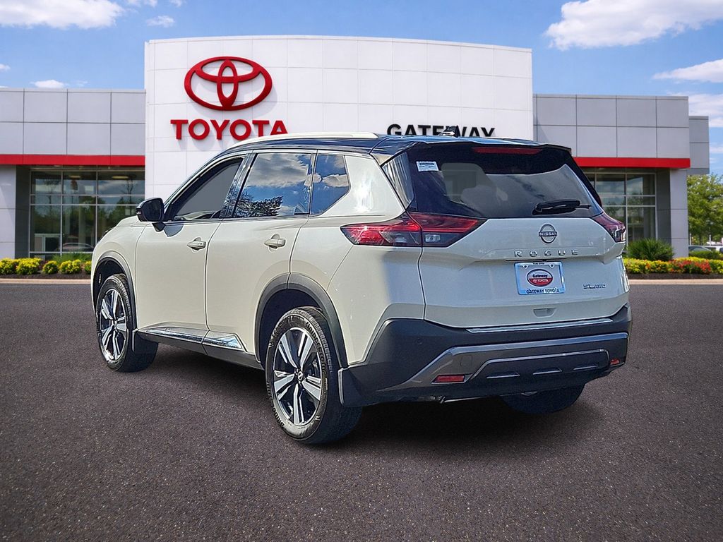 Thumbnail: 2023 Nissan Rogue - 5