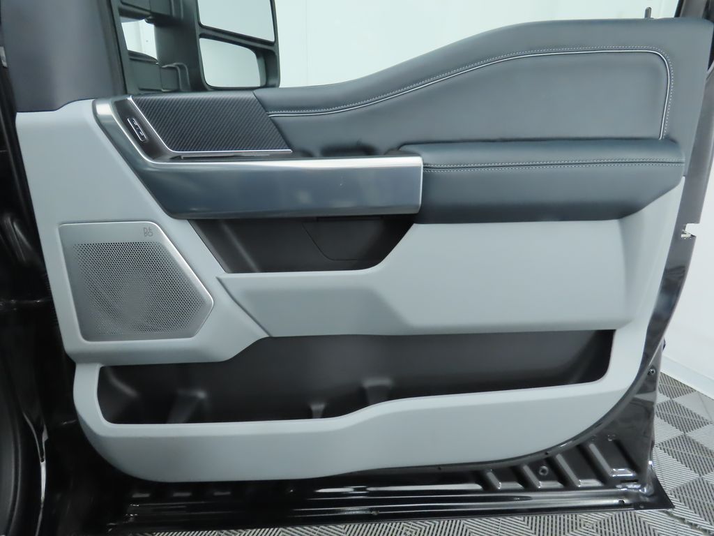 Thumbnail: 2024 Ford Econoline - 26