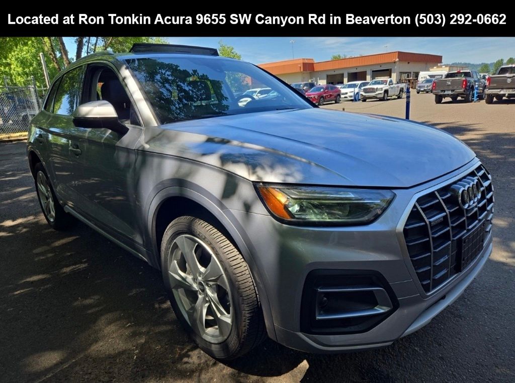 Florett Silver Metallic 2021 Audi Q5 quattro Premium Plus 45 TFSI SUV / Crossover All-Wheel Drive 7-Speed Automatic