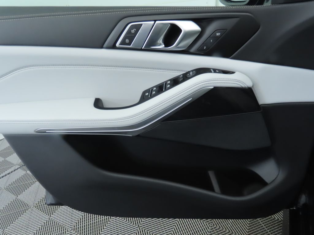 2026 BMW X5 sDrive40i 26