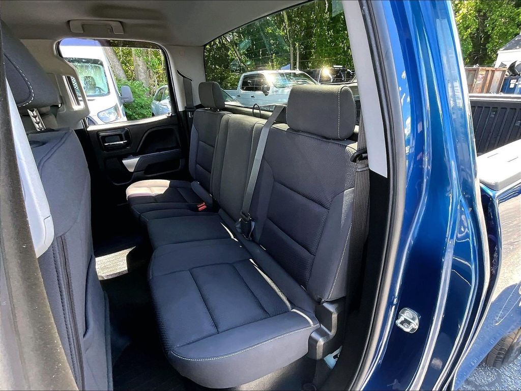 2019 Chevrolet Silverado 1500 LD — photo 14