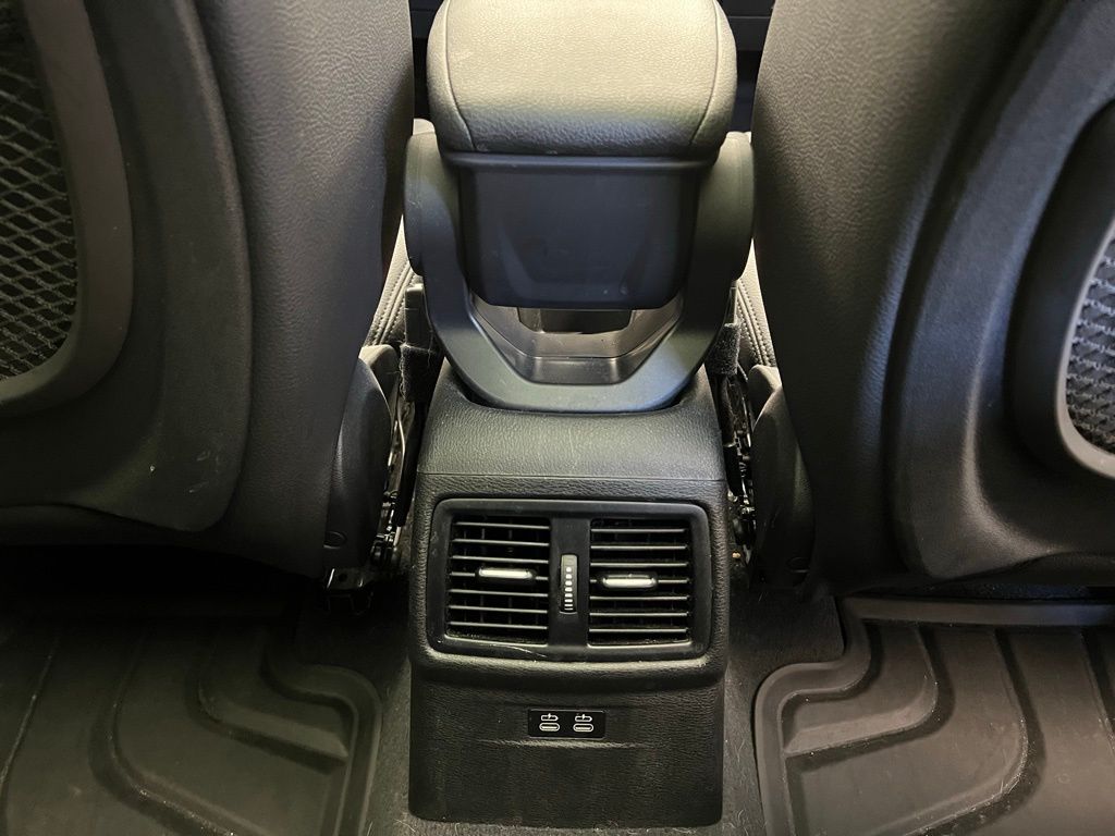 Thumbnail: 2021 BMW X1 - 9