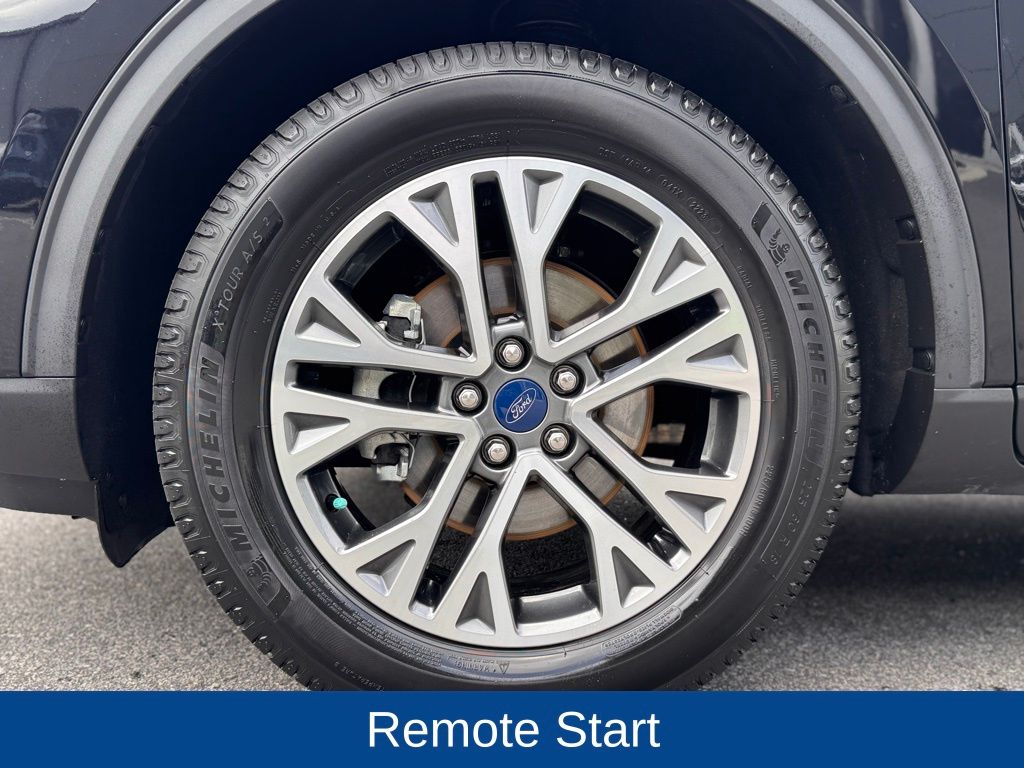 2020 Ford Escape SEL