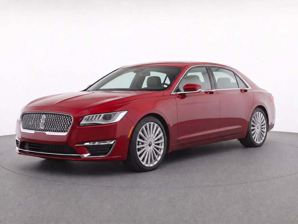 Used 2017 Ruby Red Metallic Lincoln Reserve image 2