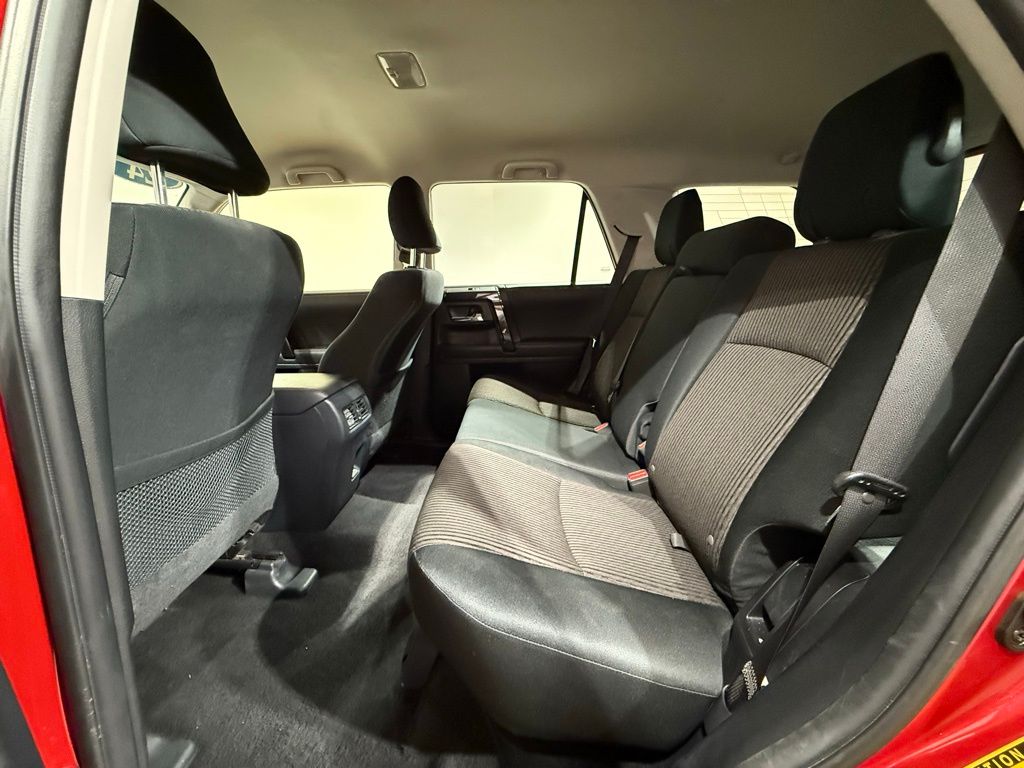 Thumbnail: 2024 Toyota 4Runner - 18